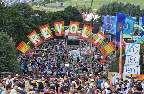 The latest bookies' odds on Glastonbury 2024 headliners.